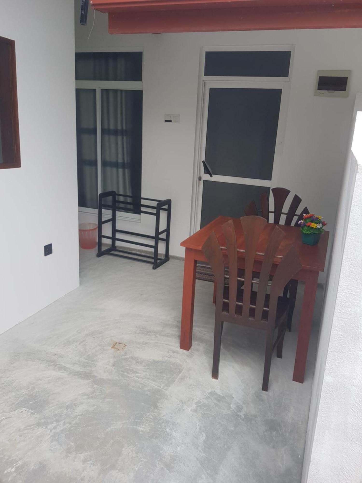 Methusha Holiday House Mirissa Exterior photo